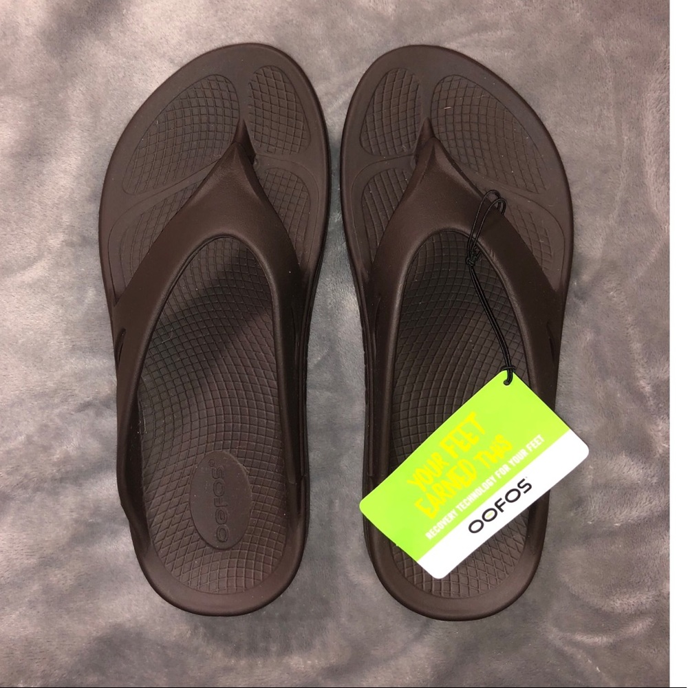 Oofos Sandals
